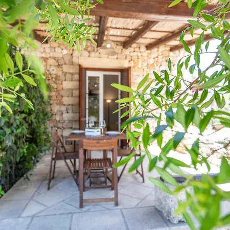 Apartmanhotel Borgo Del Sole Salento Torre Vado