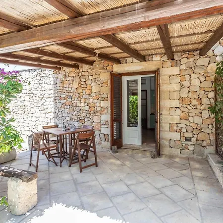 Borgo Del Sole Salento Apartmanhotel