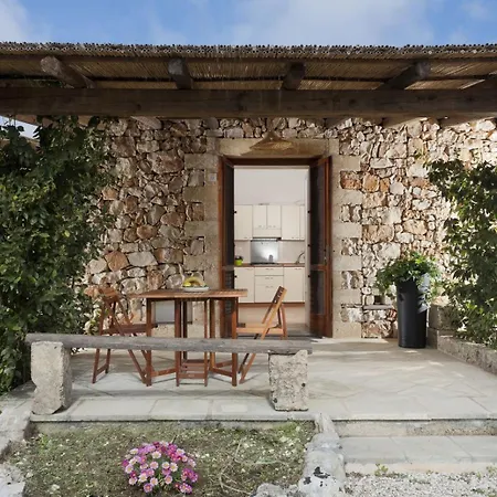 Borgo Del Sole Salento Aparthotel *