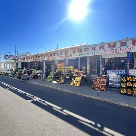 Borgo Del Sole Salento מלון דירות 3*