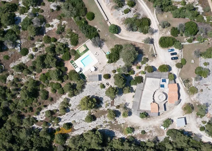 アパートホテル Borgo Del Sole Salento